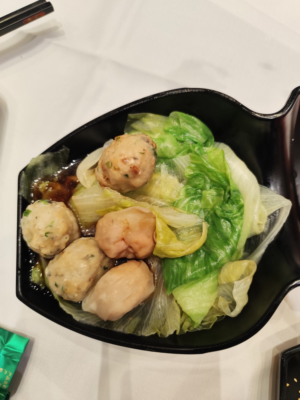 大概才240港币左右，合计30美元。It cost me around 240 HKD, or 30 USD.